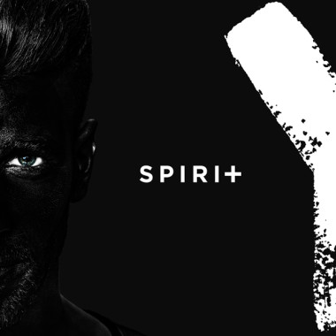 Majk Spirit • Y Black